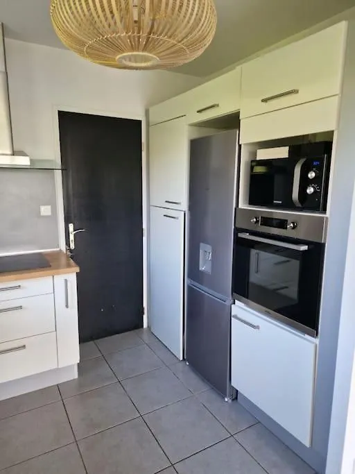 Holiday home La Maison Des Voyageurs Treflez